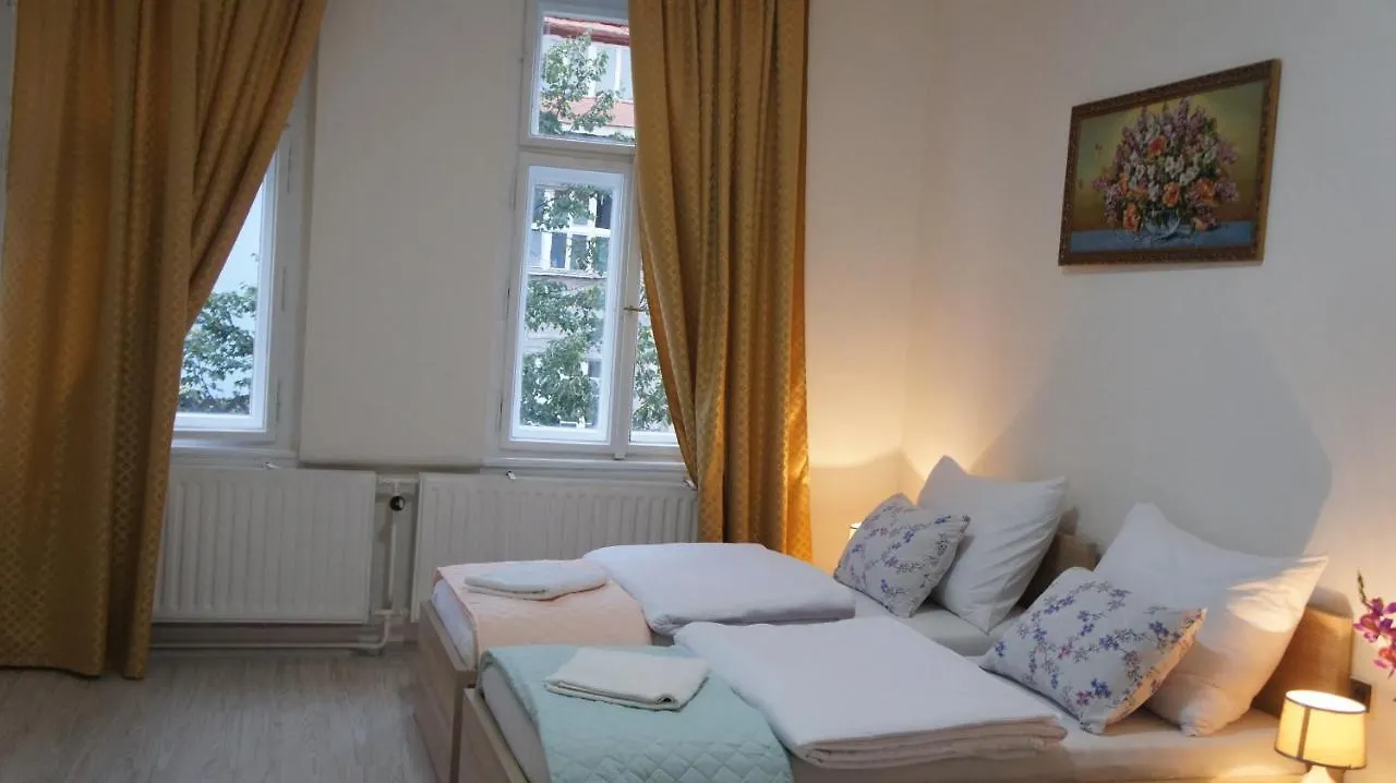 Kk Apartments Praga 0*,